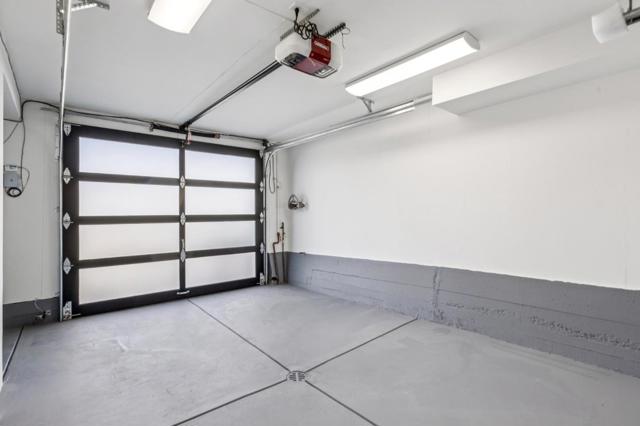 2271 40th Avenue, San Francisco CA: https://media.crmls.org/mediaz/37620afc-147e-45f2-a135-1ffadc147201.jpg