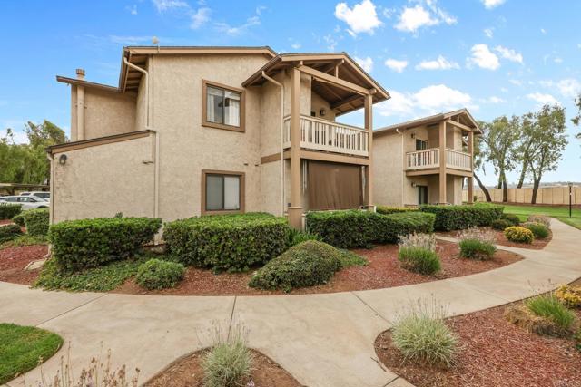 Detail Gallery Image 4 of 25 For 1423 Graves Ave #238,  El Cajon,  CA 92021 - 2 Beds | 1 Baths