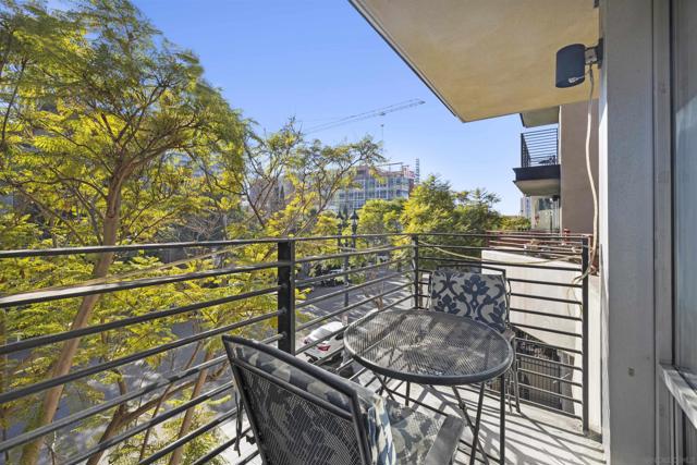 1608 India St, San Diego, California 92101, 2 Bedrooms Bedrooms, ,2 BathroomsBathrooms,Condominium,For Sale,India St,250019987SD