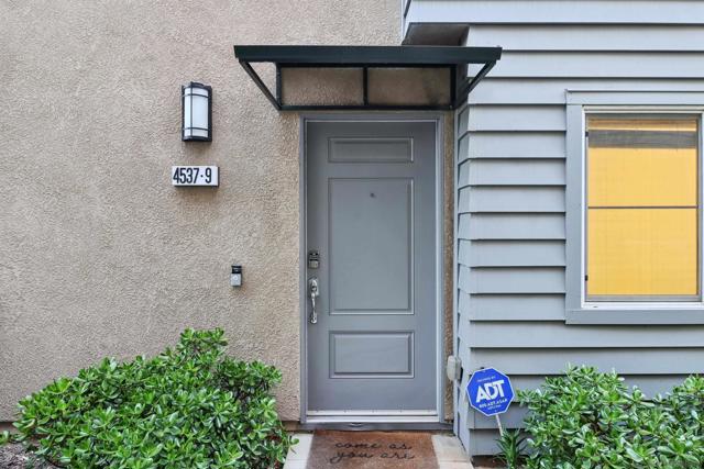 4537 Rainier, San Diego CA: https://media.crmls.org/mediaz/376532a0-a7bb-4716-a1a1-dc129018aae2.jpg