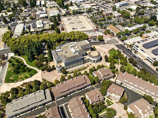 728 City Walk Place, Hayward CA: https://media.crmls.org/mediaz/3766979d-9b10-45d2-a61b-64e00a764efd.jpg