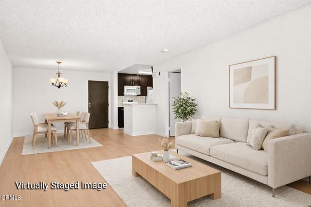 Detail Gallery Image 6 of 44 For 4499 via Marisol 113a,  Los Angeles,  CA 90042 - 2 Beds | 2 Baths