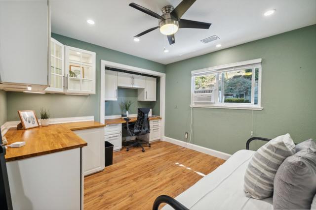 112 Alto Sol Court, Scotts Valley CA: https://media.crmls.org/mediaz/376a6dd4-9abd-43b7-9b68-eefc0688dbce.jpg