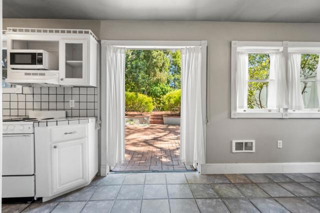 3031 Flores Street, San Mateo CA: https://media.crmls.org/mediaz/376a9d85-e02d-443e-bc9e-a389b55a1152.jpg