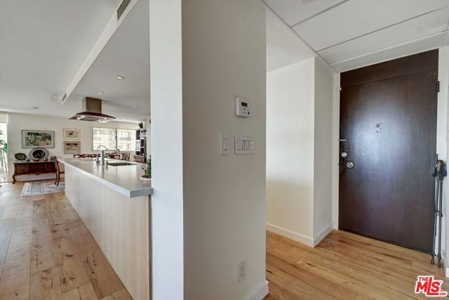2160 Century Park East, Los Angeles CA: https://media.crmls.org/mediaz/376abfad-5e43-4136-b586-3d1f56ffa94b.jpg