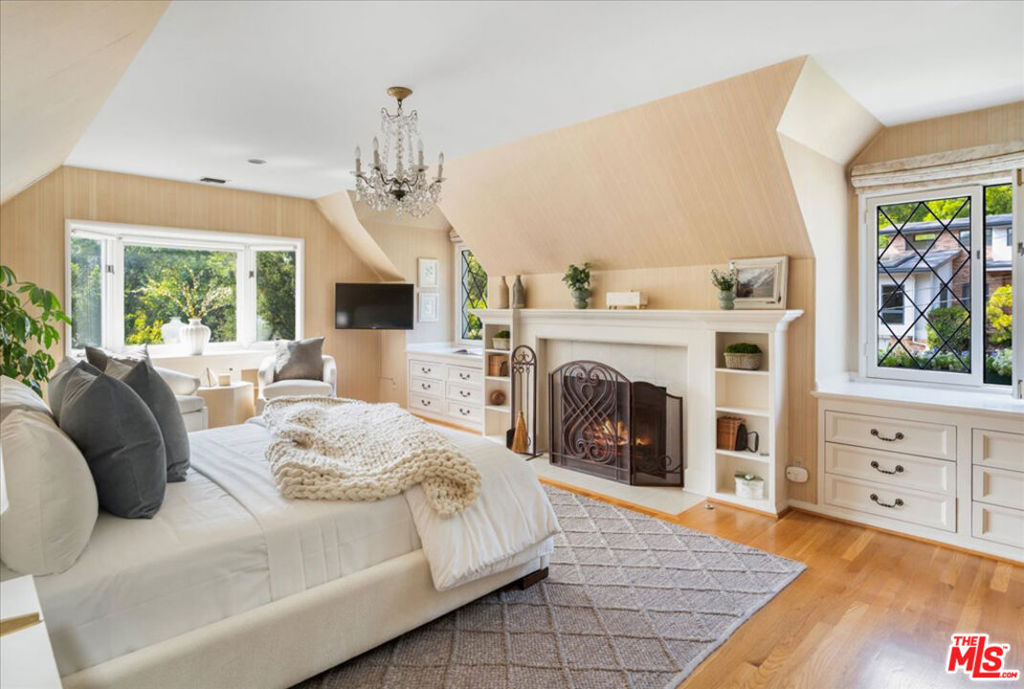 11818 Laurel Hills RoadStudio City img 12