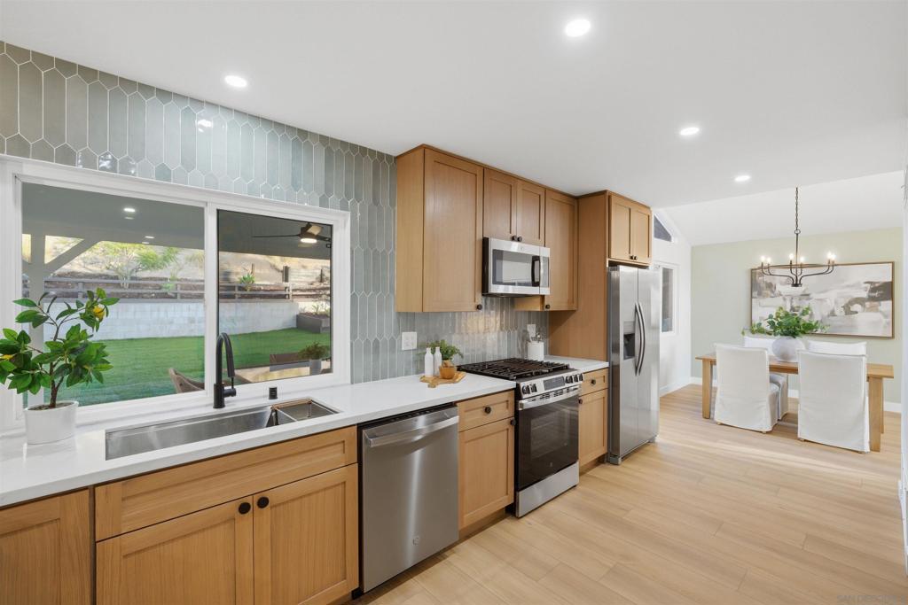 8003 Hillandale - photo 19