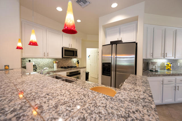 45439 Shaugnessy Drive, Indio CA: https://media.crmls.org/mediaz/376d0008-7b2f-40f8-98ce-87214acb80b9.jpg