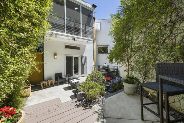 Detail Gallery Image 32 of 47 For 3551 Dixie Canyon Pl, Los Angeles,  CA 91423 - 4 Beds | 3/1 Baths