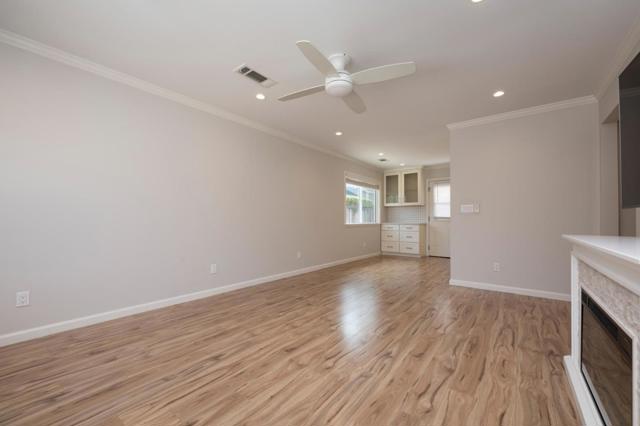 725 Laurel Avenue, Burlingame CA: https://media.crmls.org/mediaz/376ffab0-f86e-48a3-a918-9c7b146d406f.jpg