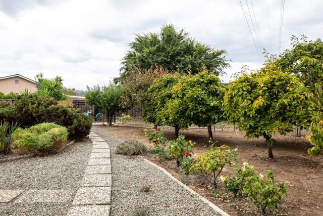 10715 Grapnel Place, Cupertino CA: https://media.crmls.org/mediaz/3770c2dc-51ba-44cc-9c00-2ba3e0c11365.jpg