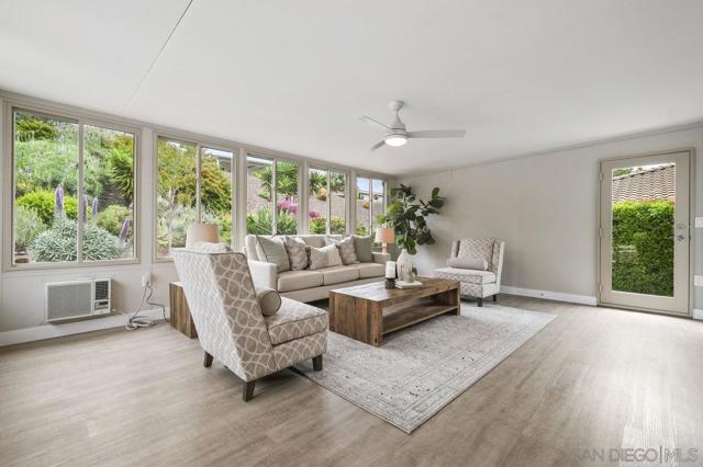 12516 Camino Vuelo, San Diego CA: https://media.crmls.org/mediaz/3770fa04-bfbe-4ace-b4ff-14bb54d7b706.jpg