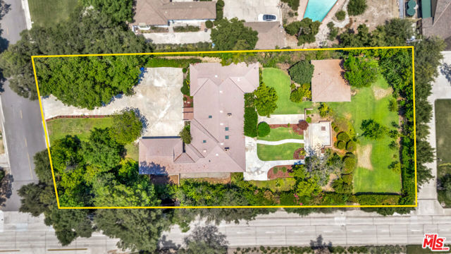 1100 Rodeo Road, Arcadia CA: https://media.crmls.org/mediaz/3771e1c7-b7fe-488e-a538-affd76c553a8.jpg