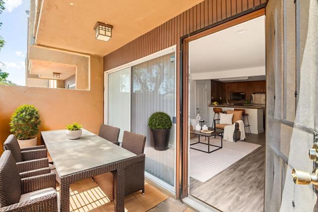 3456 Castle Glen Dr, Mission Valley CA: https://media.crmls.org/mediaz/37722023-1076-40ac-a7f3-15a4fd0ce05c.jpg