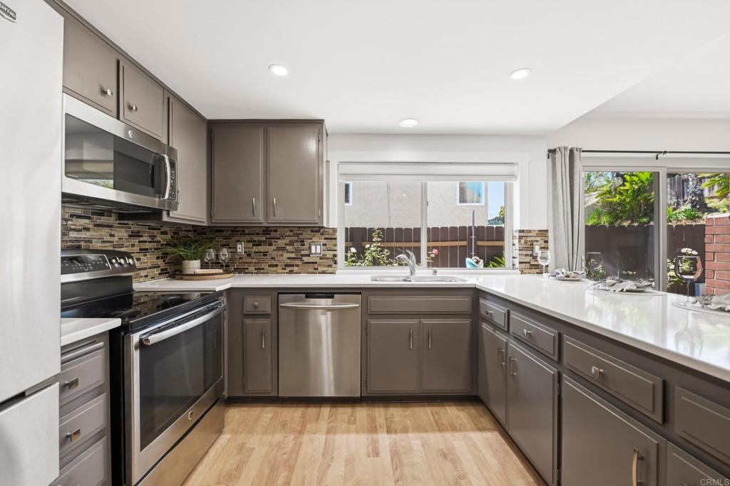 13064 Trail Dust Avenue - photo 9
