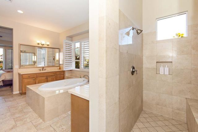 81196 Victoria Lane, La Quinta CA: https://media.crmls.org/mediaz/377411c5-51f5-4015-a5c8-2a2c015a868b.jpg