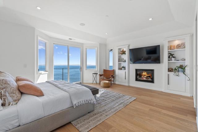 108 Grove Lane, Capitola CA: https://media.crmls.org/mediaz/37746a25-a7fd-46d2-9761-074d403464c9.jpg