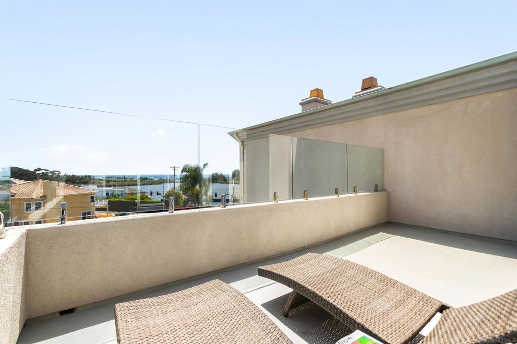 1128 Las Flores - photo 13