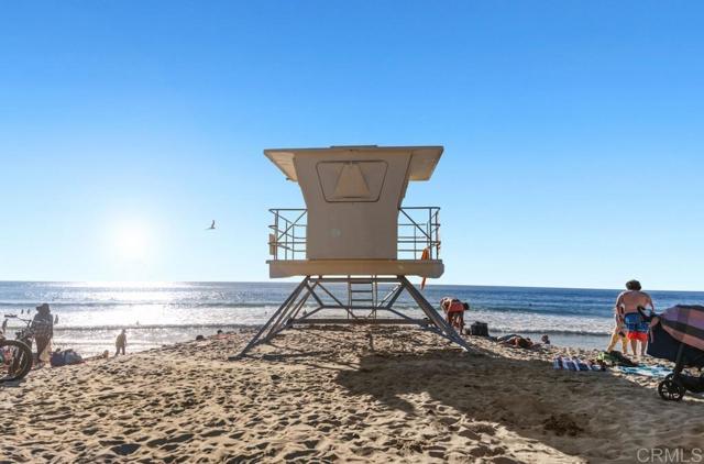 105 Mangano Circle, Encinitas CA: https://media.crmls.org/mediaz/37764281-5964-408e-b1bc-59d7930e85a2.jpg