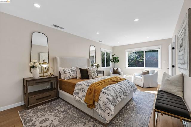 1424 Sunnyslope Ave, Belmont CA: https://media.crmls.org/mediaz/377724af-e9fb-4cfc-8224-70473b0eb007.jpg