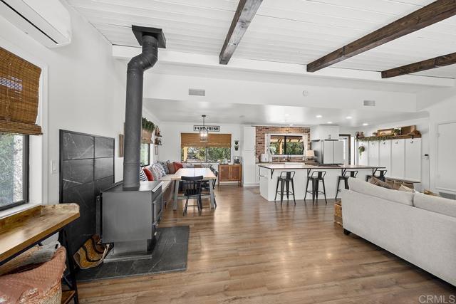 Image 26 of 64 For 8405 Foothill