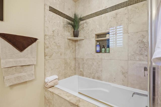 Detail Gallery Image 21 of 35 For 6673 Corte Maria, Carlsbad,  CA 92009 - 3 Beds | 2 Baths