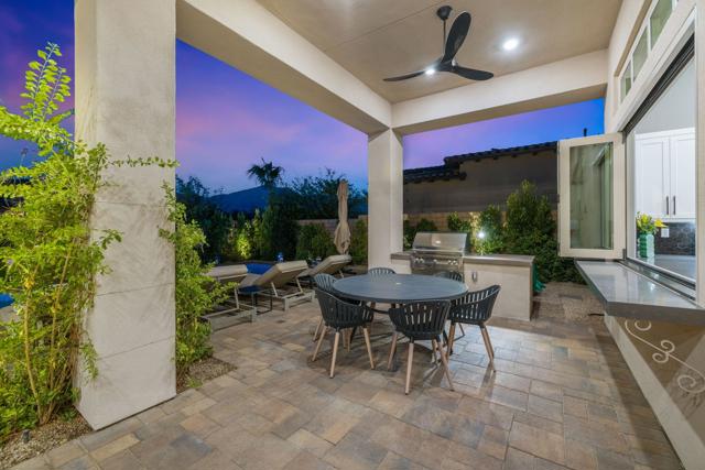 81670 Haflinger Way, La Quinta CA: https://media.crmls.org/mediaz/37782fbf-793d-476d-83bd-f0441ff2d17a.jpg
