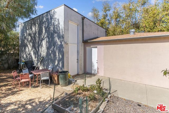 4057 Tivoli Avenue photo 26