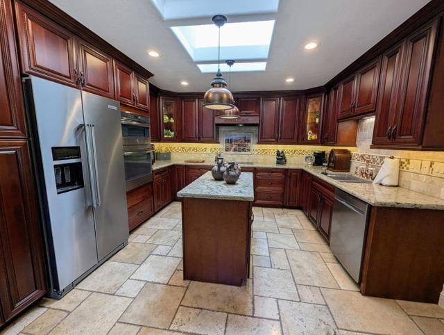 8442 Chenin Blanc Lane, San Jose CA: https://media.crmls.org/mediaz/37792668-653e-4e42-93e4-320acf3afc42.jpg
