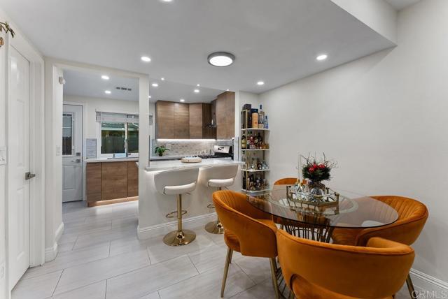 Detail Gallery Image 8 of 30 For 929 Amistad Ct #C,  El Cajon,  CA 92019 - 2 Beds | 1/1 Baths