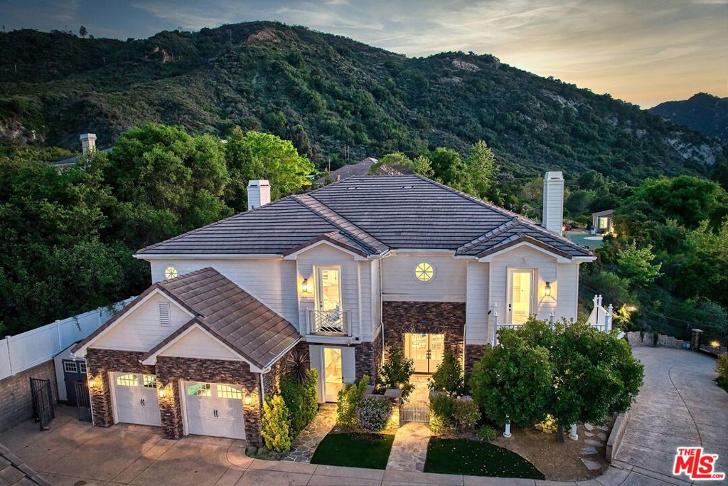 462 Cold Canyon Road