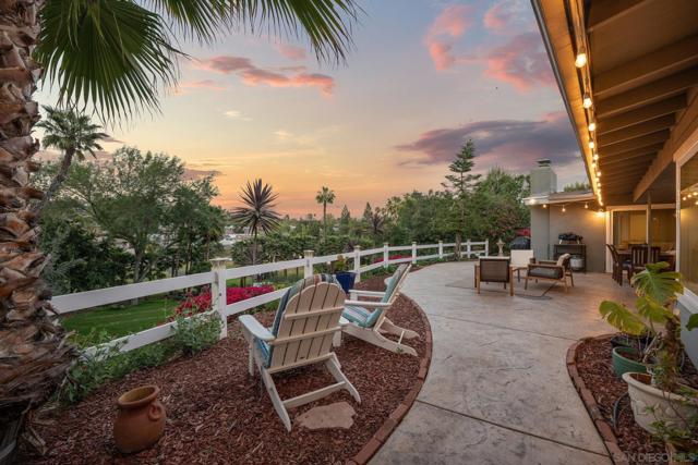 11461 Fuerte Farms Rd, El Cajon CA: https://media.crmls.org/mediaz/377a07b3-eb45-44b7-bfd4-deb4a9de5bb8.jpg