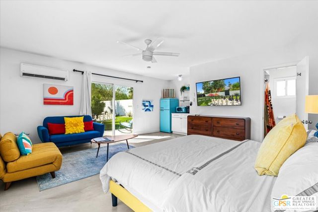 2324 N Girasol Avenue, Palm Springs, CA 92262