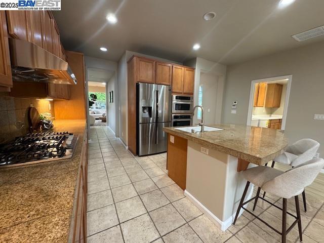 118 E Heritage Drive, Mountain House CA: https://media.crmls.org/mediaz/377bca96-3d98-4576-a932-35fac3539b87.jpg