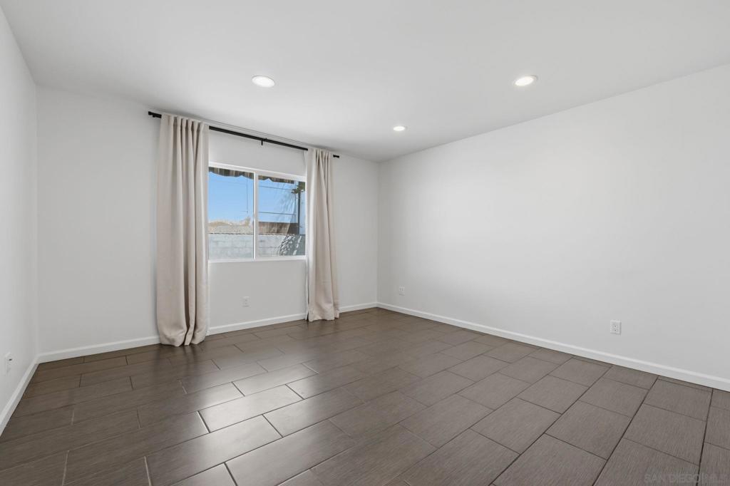 6463 Estrella Ave - photo 18