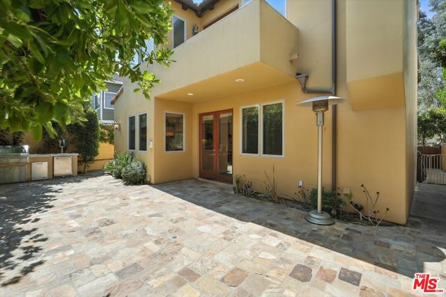 3200 Elm Avenue, Manhattan Beach, California 90266, 5 Bedrooms Bedrooms, ,4 BathroomsBathrooms,Residential,For Sale,Elm,25584821