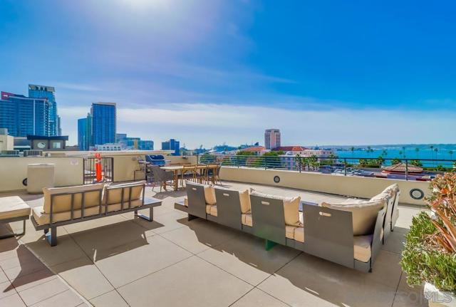 1780 Kettner, San Diego CA: https://media.crmls.org/mediaz/377ee76d-324c-4f08-b755-7361829b50af.jpg