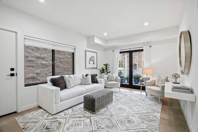 924 Woodside Road, Redwood City CA: https://media.crmls.org/mediaz/377f55cc-8f79-4c4c-b2ca-797d3c35e89f.jpg