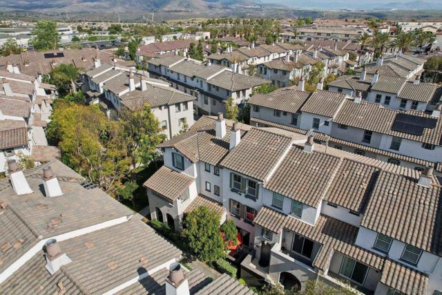 2155 Playa Dr., Chula Vista CA: https://media.crmls.org/mediaz/377f6ed0-4037-48db-b103-ade65298d79b.jpg
