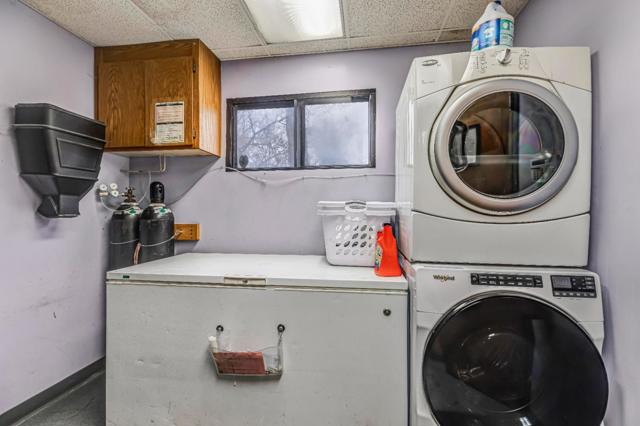 10012 N Foothill Boulevard, Cupertino CA: https://media.crmls.org/mediaz/377fabf3-aa83-4ee7-a568-4e0187c82fc0.jpg