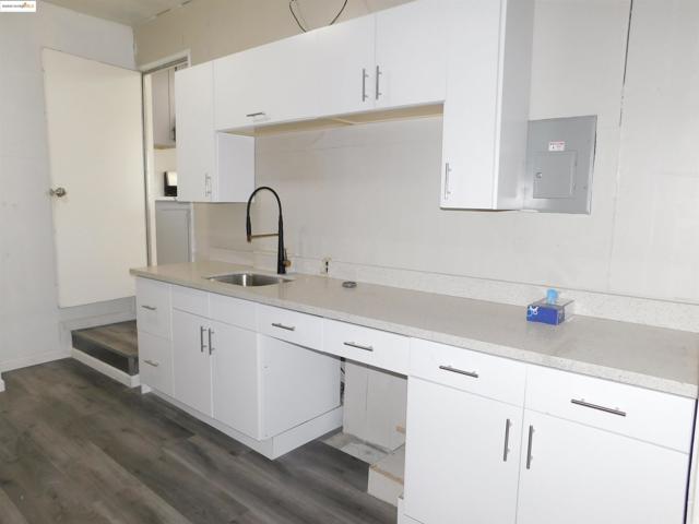 3411 Del Monte Way, San Leandro CA: https://media.crmls.org/mediaz/378077f7-595f-4b39-877d-f6dcbe755027.jpg