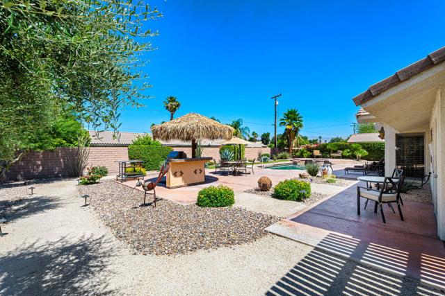 Image 30 of 47 For 78820 Runaway Bay Drive