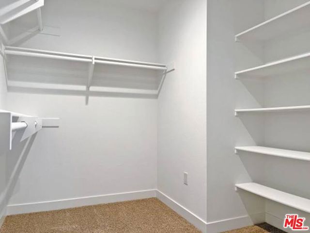 7105 TAMPA Avenue, Reseda CA: https://media.crmls.org/mediaz/3781b58f-95ef-4373-80f4-43939276614e.jpg