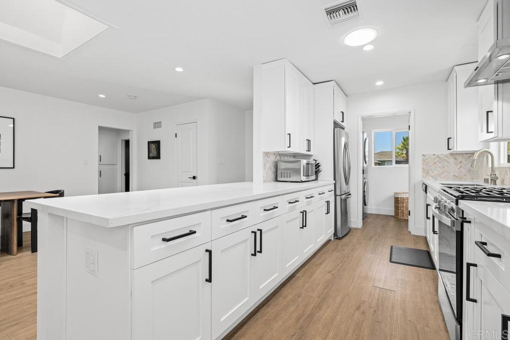 4975 Greenbrier Avenue - photo 5