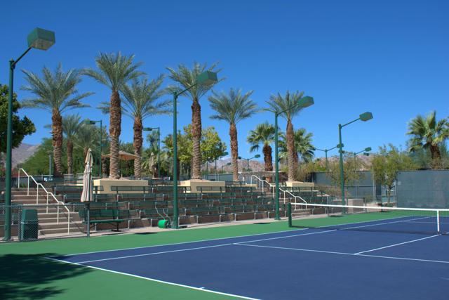 61260 Portulaca Drive, La Quinta CA: https://media.crmls.org/mediaz/37833005-eda8-4bc9-97fd-1cb2aa95ce4d.jpg