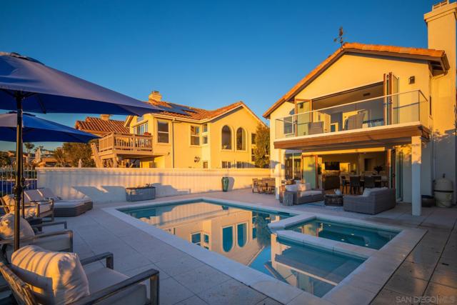 37 Santa Lucia, Dana Point CA: https://media.crmls.org/mediaz/37837bf2-9e6e-41c9-a61d-0d95acc77202.jpg