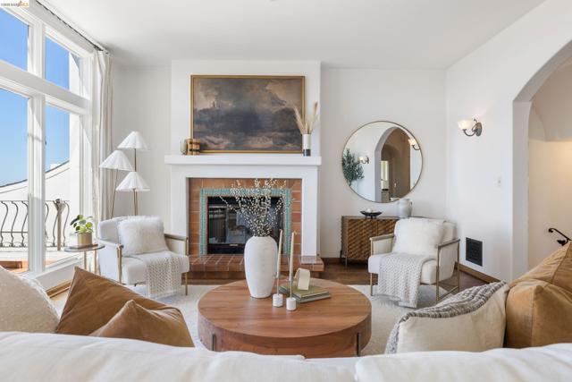 Image 7 of 60 For 4951 Proctor Ave