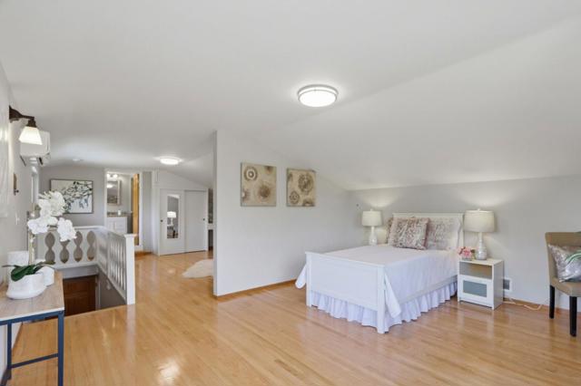 12387 Stonebrook Drive, Los Altos Hills CA: https://media.crmls.org/mediaz/37845968-e03b-4720-8f84-aacdd4a547e5.jpg