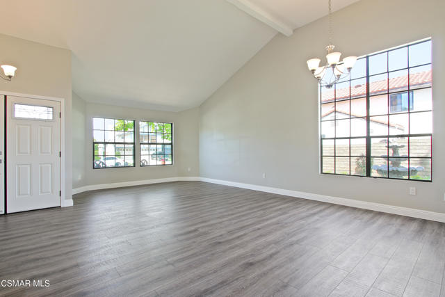 2624LemonDr-LivingRoom1