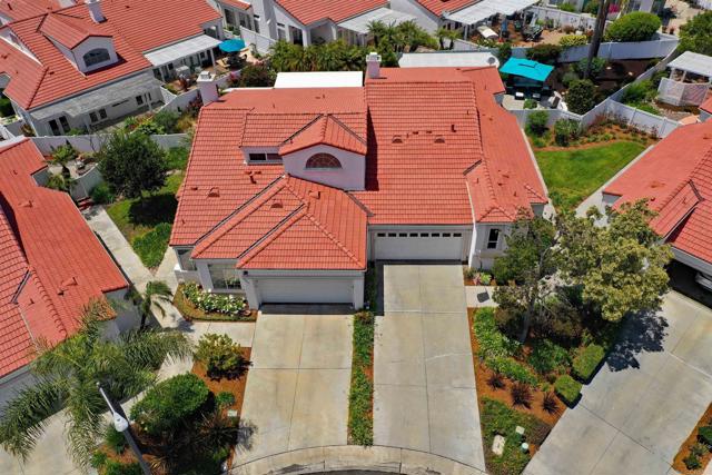 3372 Corsica Way, Oceanside CA: https://media.crmls.org/mediaz/3786a23d-c612-4ec2-a5cd-13af41a9bdd6.jpg